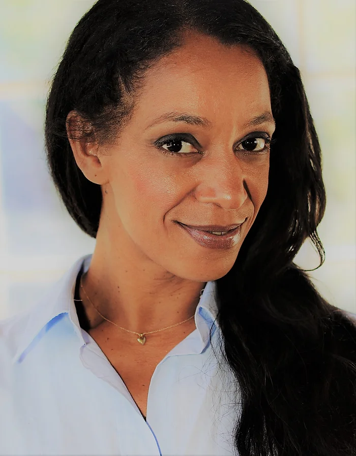 Médias panafricains, communication et politique : entretien avec Marie-France Réveillard