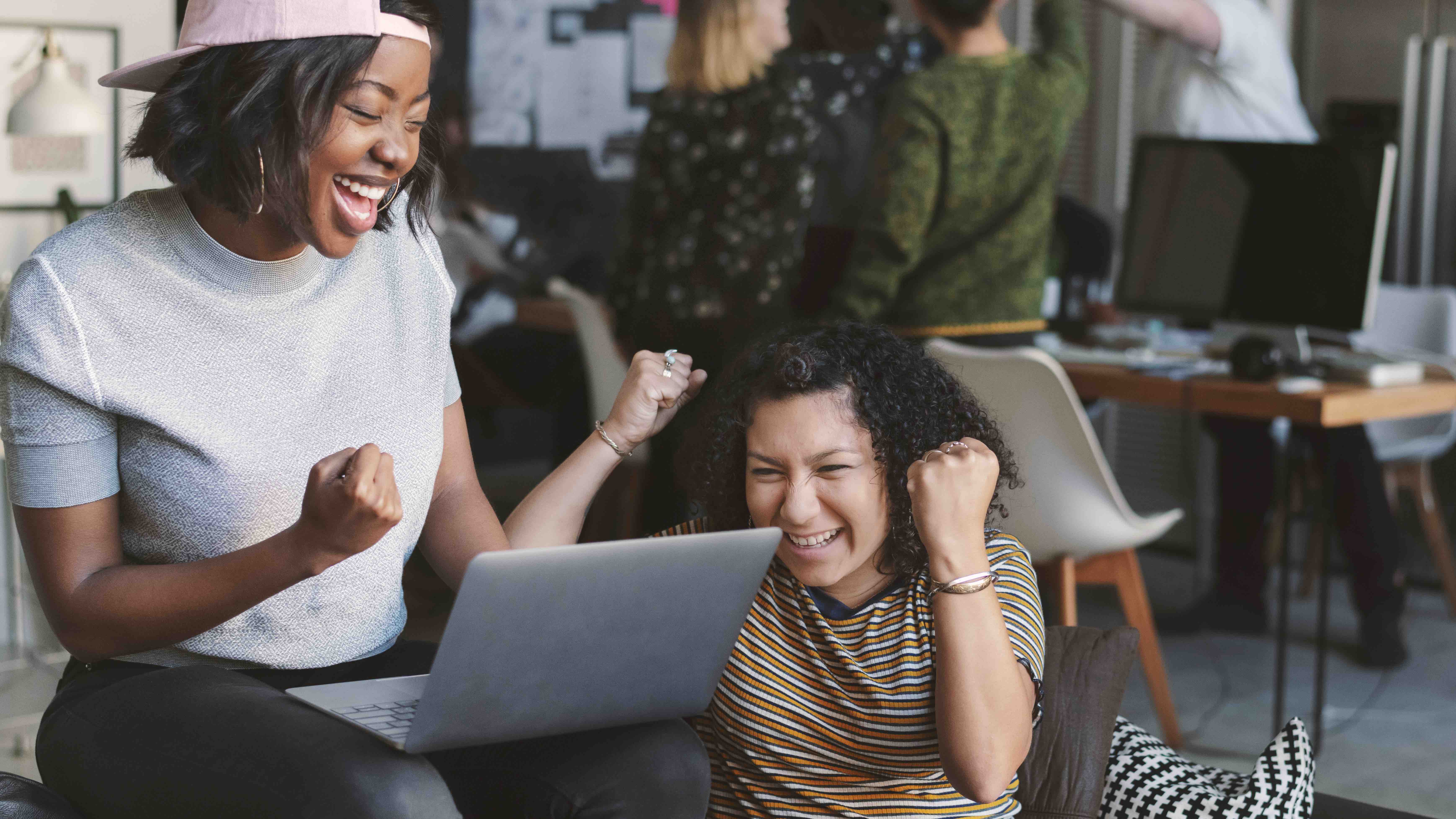 4 accroches d’e-mail qui donnent envie aux journalistes de traiter votre sujet
