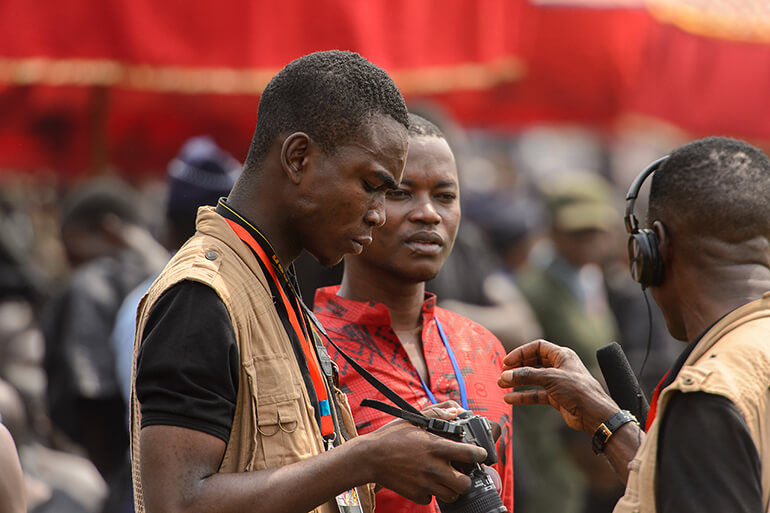 Podcast – Être journaliste en Afrique francophone : regards croisés sur un métier en mutation